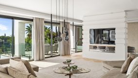 Villa for sale in Los Flamingos, Benahavis