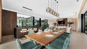 Villa for sale in El Madroñal, Benahavis