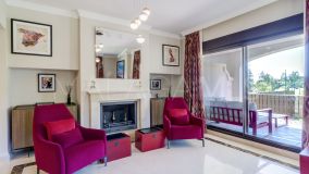 Semi Detached Villa for sale in Azata Golf, Estepona West