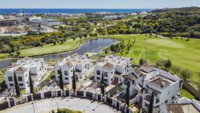 Parvilla for sale in Azata Golf, Estepona Väst