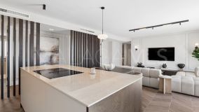 Penthouse for sale in Los Almendros, Benahavis