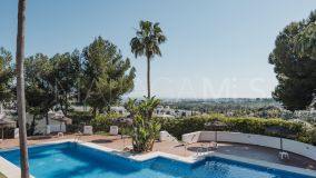 Erdgeschosswohnung zu verkaufen in La Quinta Village, Nueva Andalucia