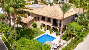 Villa for sale in Los Monteros, Marbella Öst