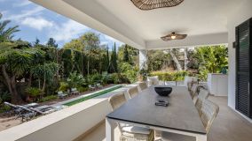 Villa for sale in Marbella Hill Club, Marbella Golden Mile