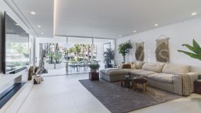 Wohnung zu verkaufen in Marina Puente Romano, Marbella Goldene Meile