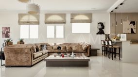 Villa for sale in Nueva Andalucia, Marbella