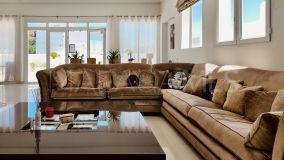 Villa for sale in Nueva Andalucia, Marbella
