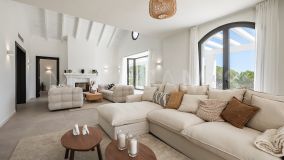 Villa for sale in El Madroñal, Benahavis