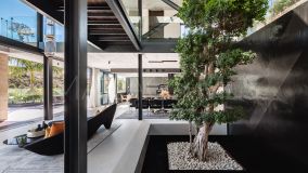 Villa for sale in Marbella Club Golf Resort, Benahavis
