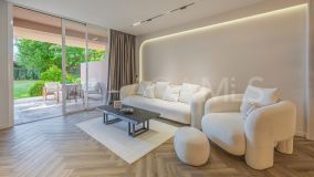 Markplanslägenhet for sale in Magna Marbella, Nueva Andalucia