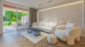 Ground Floor Apartment for sale in Magna Marbella, Nueva Andalucia