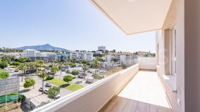 Wohnung zu verkaufen in Nueva Andalucia, Marbella