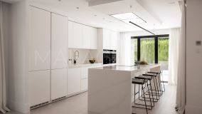 Villa en venta en Nueva Andalucia, Marbella