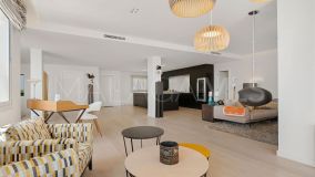 Duplex for sale in Aloha Hill Club, Nueva Andalucia
