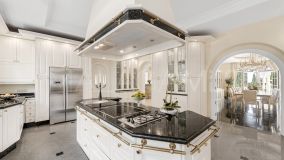 Villa for sale in Cascada de Camojan, Marbella Golden Mile