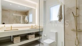 Apartment for sale in Estepona Town