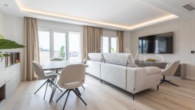 Penthouse for sale in La Campana, Nueva Andalucia