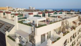 Tvåvånings takvåning for sale in Guadalpin Suites, Marbella Golden Mile