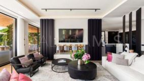 Villa en venta en Los Flamingos Golf, Benahavis