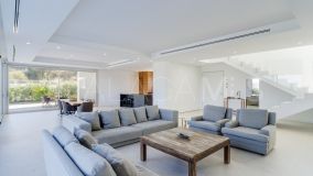Villa for sale in Sierra Gorda, Coin