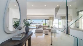 Villa for sale in La Alqueria, Benahavis