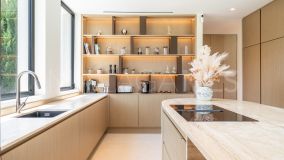 Villa en venta en Los Monteros Playa, Marbella Este