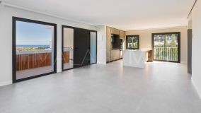 Penthouse for sale in Jardines de Andalucia, Nueva Andalucia