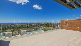 Semi Detached Villa for sale in Benahavis