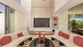 Villa Pareada en venta en Marbella Golden Mile