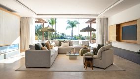 Villa for sale in Aloha, Nueva Andalucia
