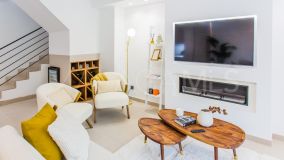 Radhus for sale in Azalea Beach, Marbella - Puerto Banus