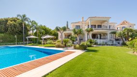 Villa for sale in Paraiso Alto, Benahavis