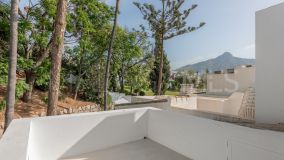 Adosado en venta en Los Algarrobos, Nueva Andalucia