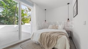 Adosado en venta en Los Algarrobos, Nueva Andalucia