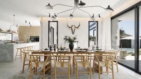 Villa for sale in Nueva Andalucia, Marbella