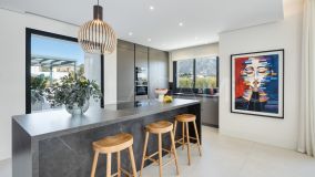 Villa en venta en La Cerquilla, Nueva Andalucia