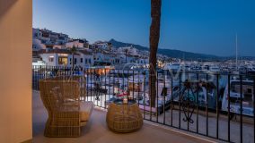 Lägenhet for sale in Benabola, Marbella - Puerto Banus