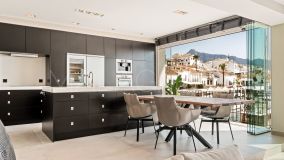 Lägenhet for sale in Benabola, Marbella - Puerto Banus