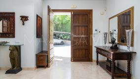 Villa for sale in Nueva Andalucia, Marbella