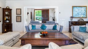 Villa for sale in Nueva Andalucia, Marbella