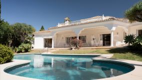 Villa zu verkaufen in El Paraiso, Estepona Ost