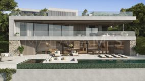 Villa for sale in Nueva Andalucia, Marbella