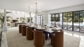 Villa for sale in Nueva Andalucia, Marbella