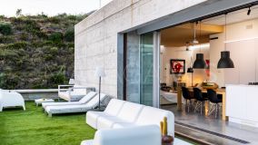 Villa for sale in Valtocado, Mijas