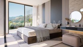 Villa for sale in Los Capanes del Golf, Benahavis