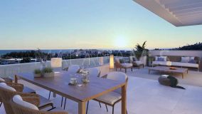 Penthouse for sale in Estepona West