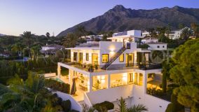 Stunning modern luxury villa in Nagueles