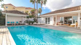 Villa for sale in La Alqueria, Benahavis