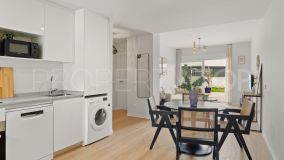 Buy 2 bedrooms apartment in Estepona Centre