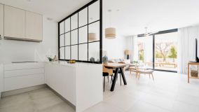 Ground Floor Apartment for sale in El Paraiso, Estepona East